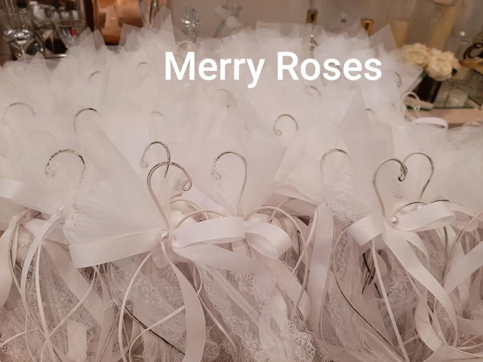 Μπομπονιέρα Γάμου Καρδιά Vintage Λευκή Μεταλλική - Image 2