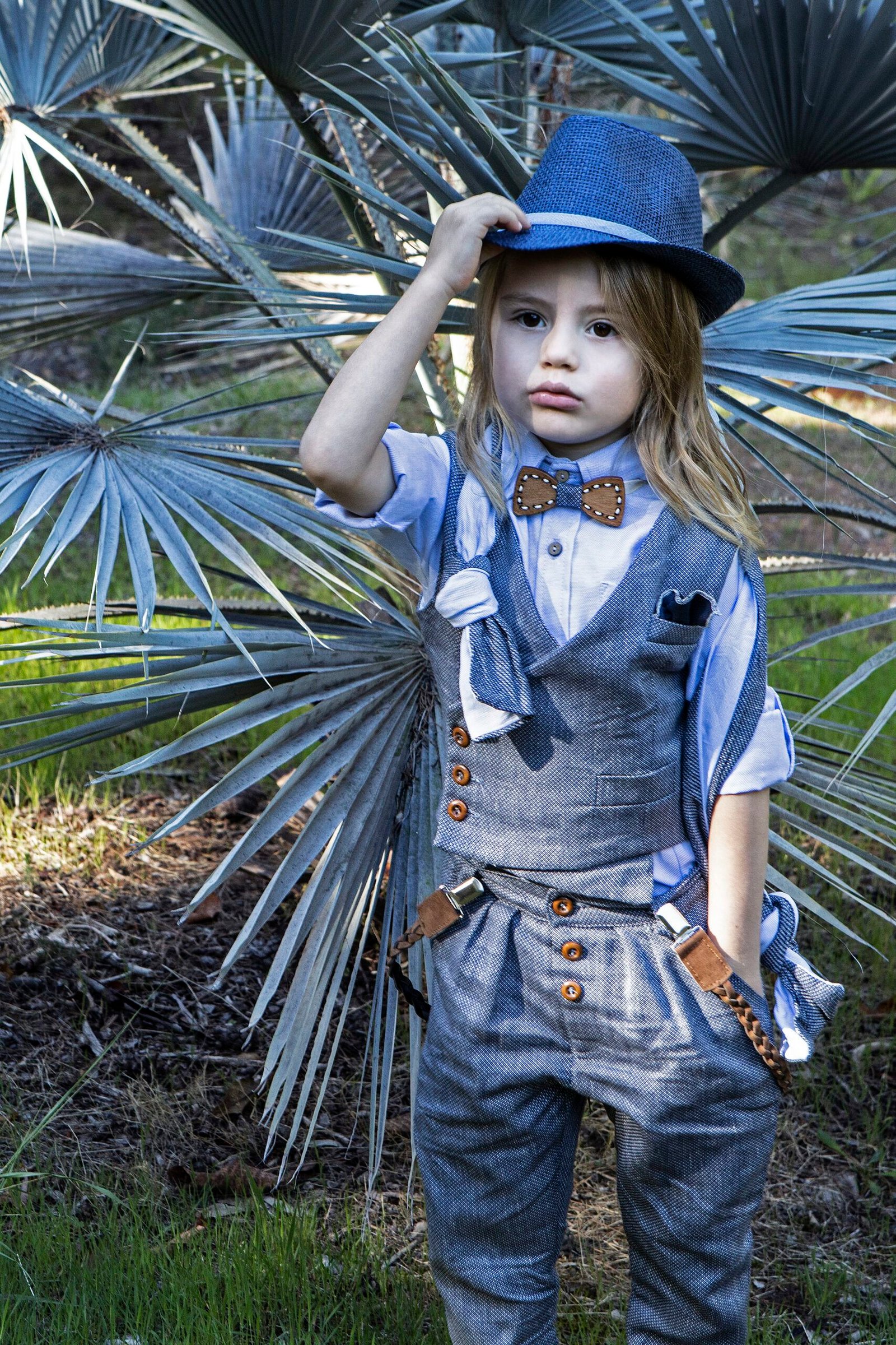 Κομψό σετ Βαπτιστικών ρούχων για αγόρι με αποχρώσεις του μπλε