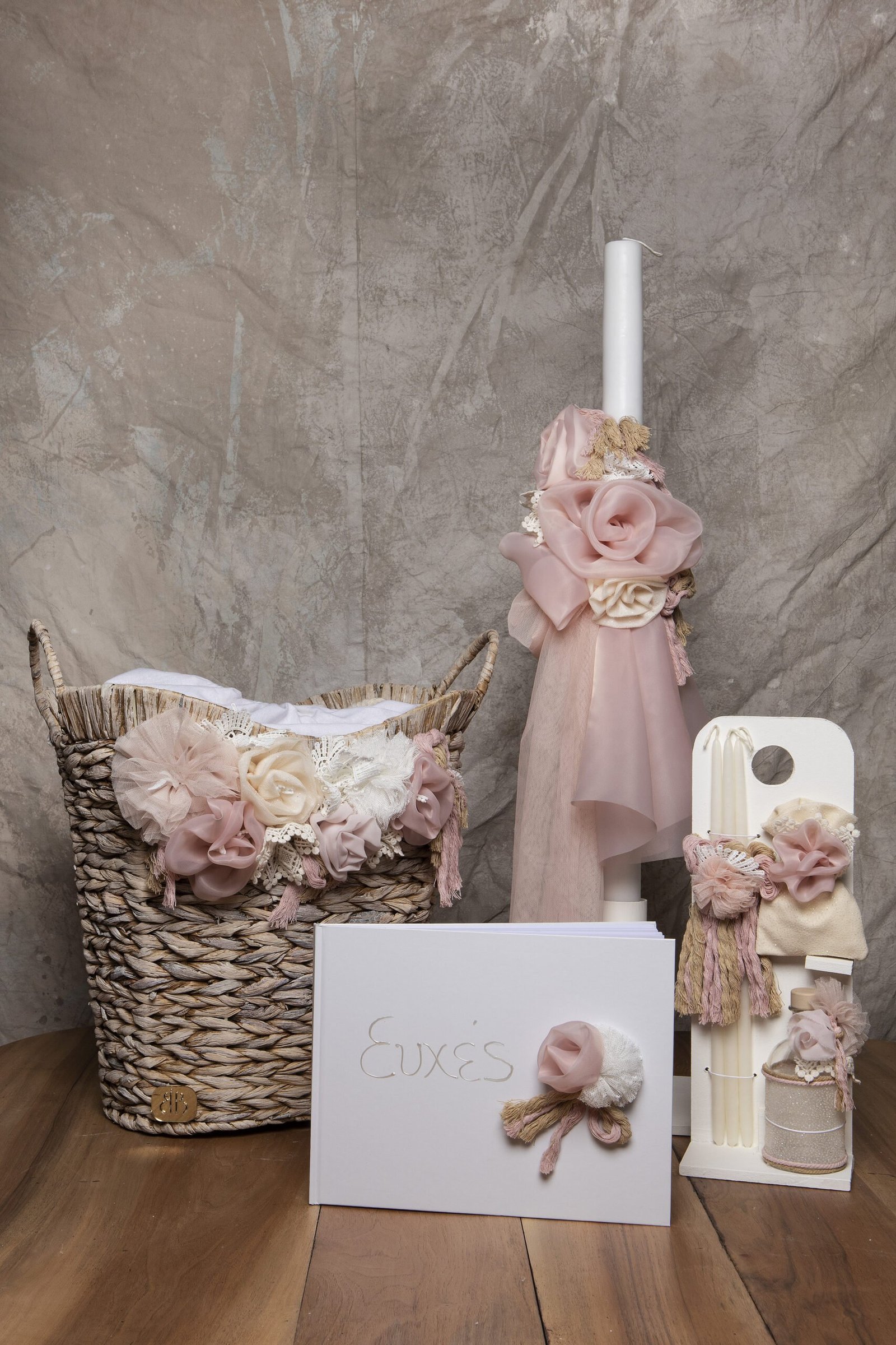 Ρομαντικό Σετ Βάπτισης με καλάθι Boho Floral