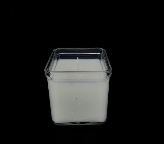 Κερί σε τετράγωνο ποτήρι